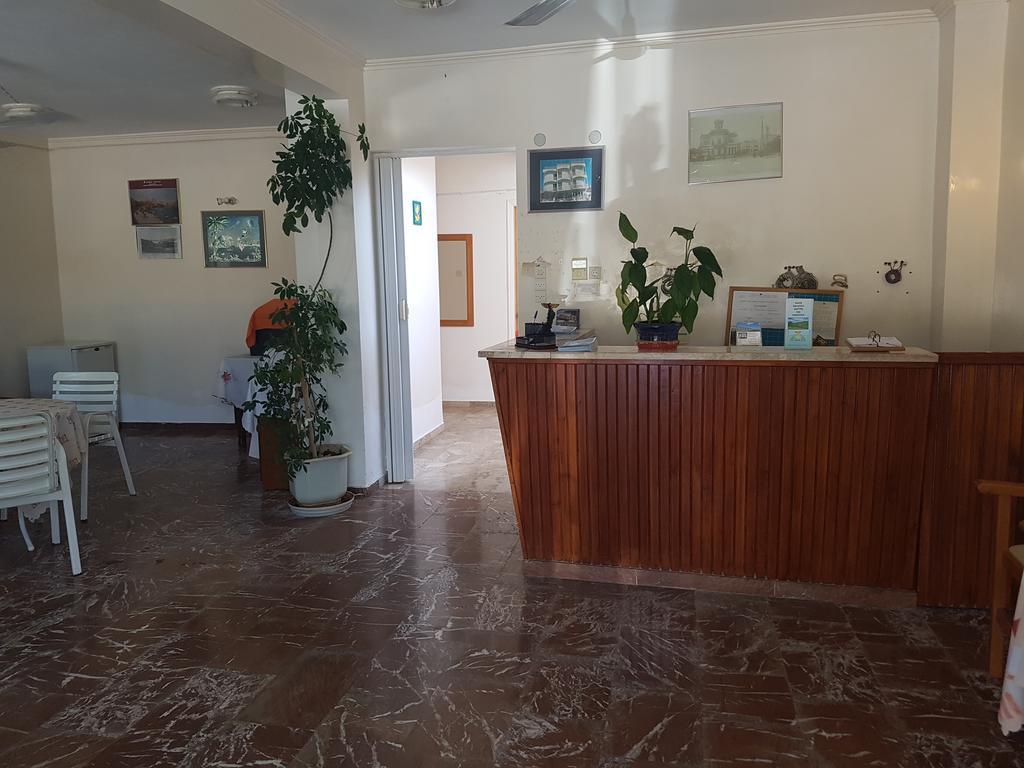 Pansion Marousa Methana Exterior photo